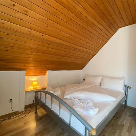 Kenza Apartmans *
