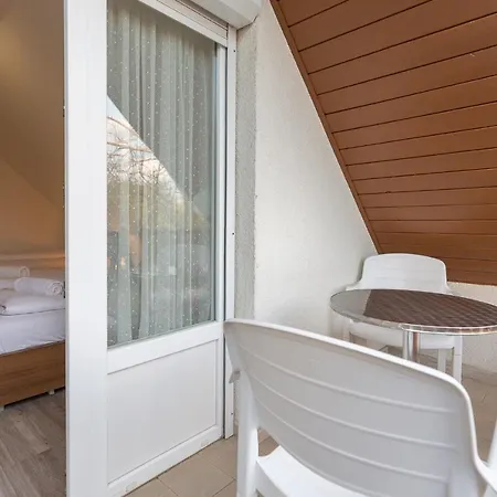 Kenza Apartmans דירה שיופוק