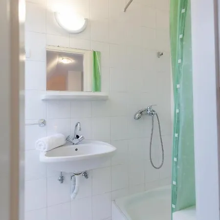 Kenza Apartmans דירה שיופוק